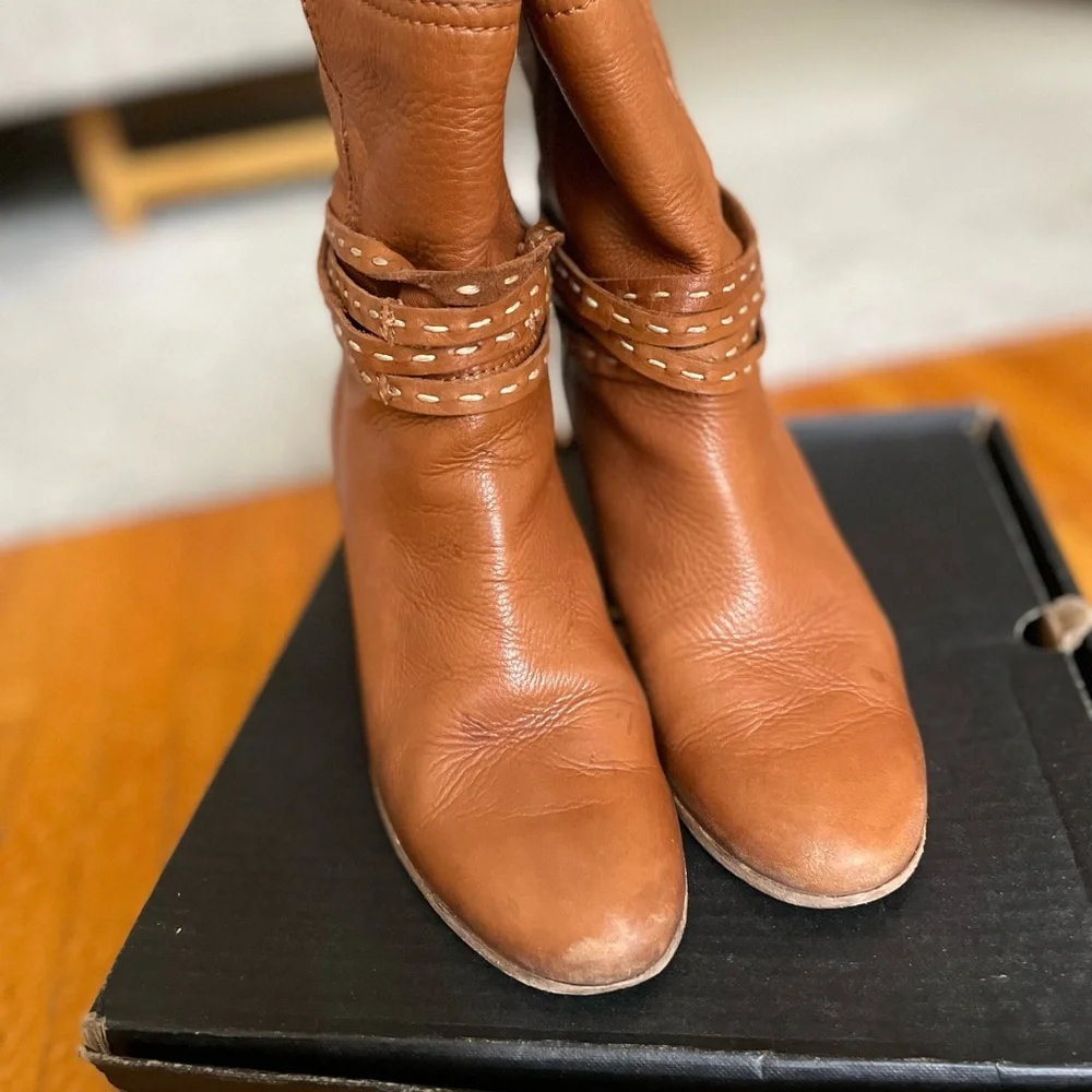 Frye women’s Naomi Pickstitch leather boot size 7.5 - Picture 3 of 9